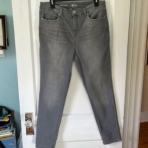 NWOT Style & Co light gray Jeans